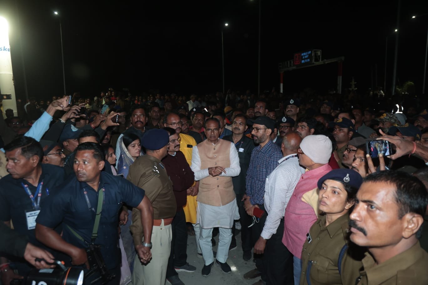 sidhi, Direct bus accident, Chief Minister ,spot