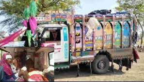 khandwa, Pickup vehicle ,tire burst