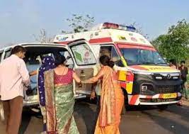 narmadapuram, Uncontrolled passenger, bus overturned 