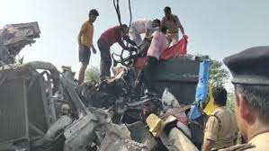 korbam Heavy collision , trailer and truck