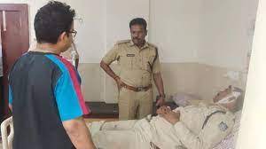 raipur, Four policemen ,villagers , police team