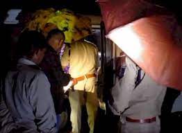 dhar, Uncontrolled car , two women died