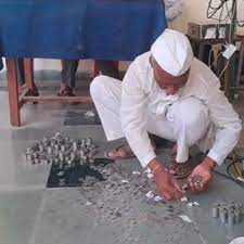 datia, Candidate arrived,coins for nomination