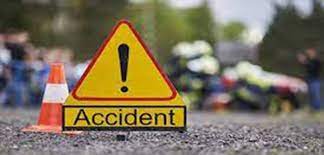 raipur, Car collides , three killed