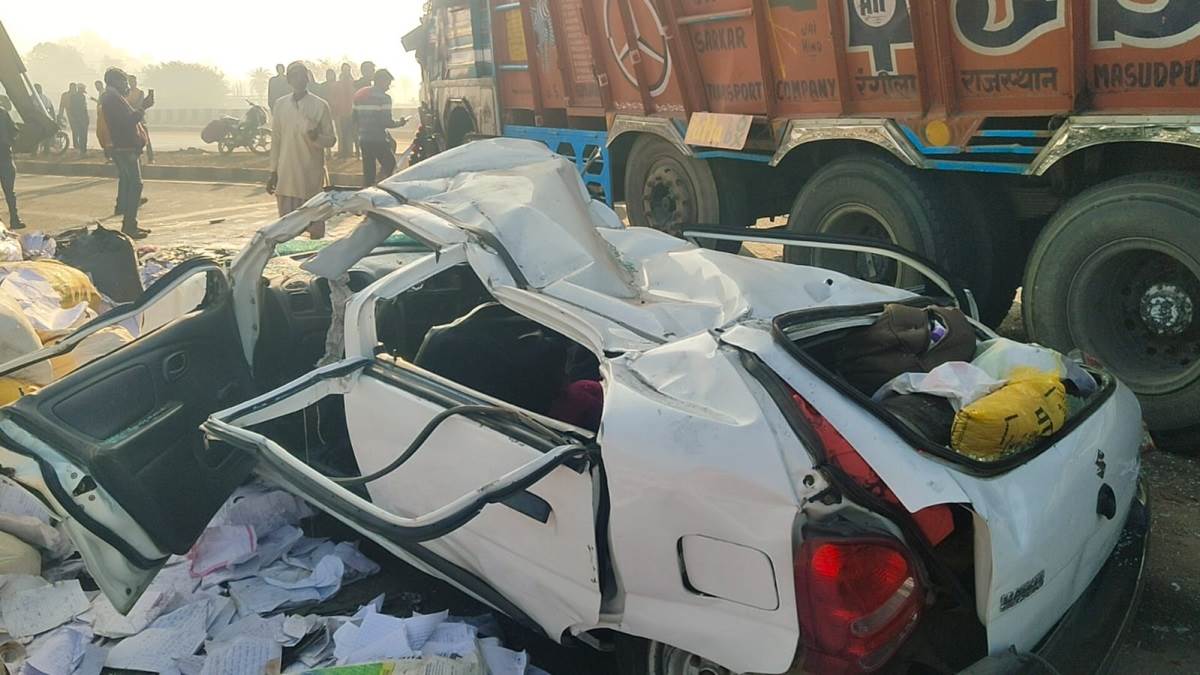 guna, hitting car, truck overturned 