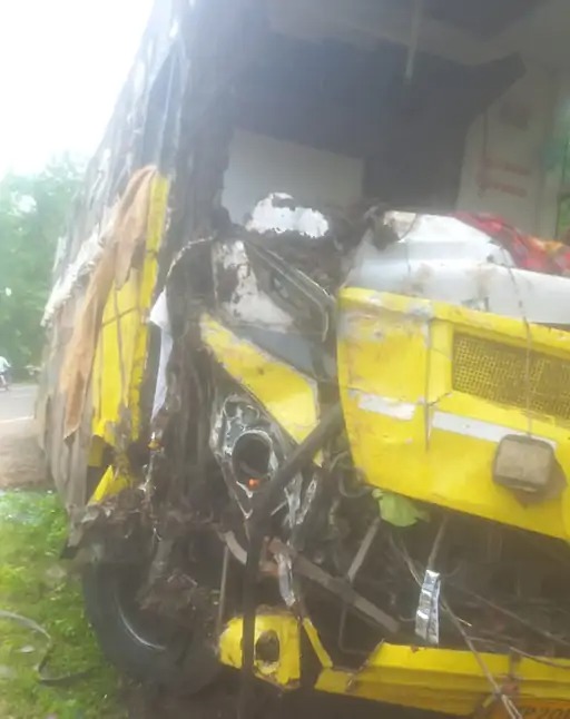 sagar, Fierce collision , 2 dead