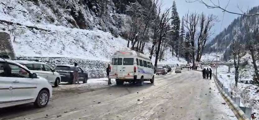 shimla, Snowfall starts again, Himachal Pradesh