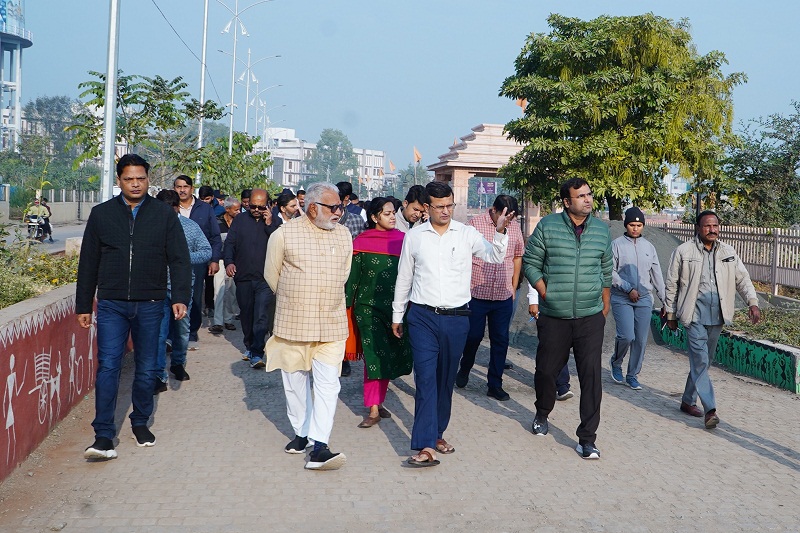 ujjain,Devotees  provided , Mahakaleshwar temple 