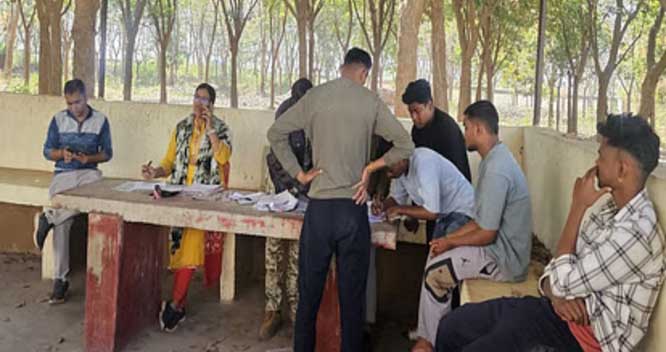 jagdalpur,  young man, consumed poison