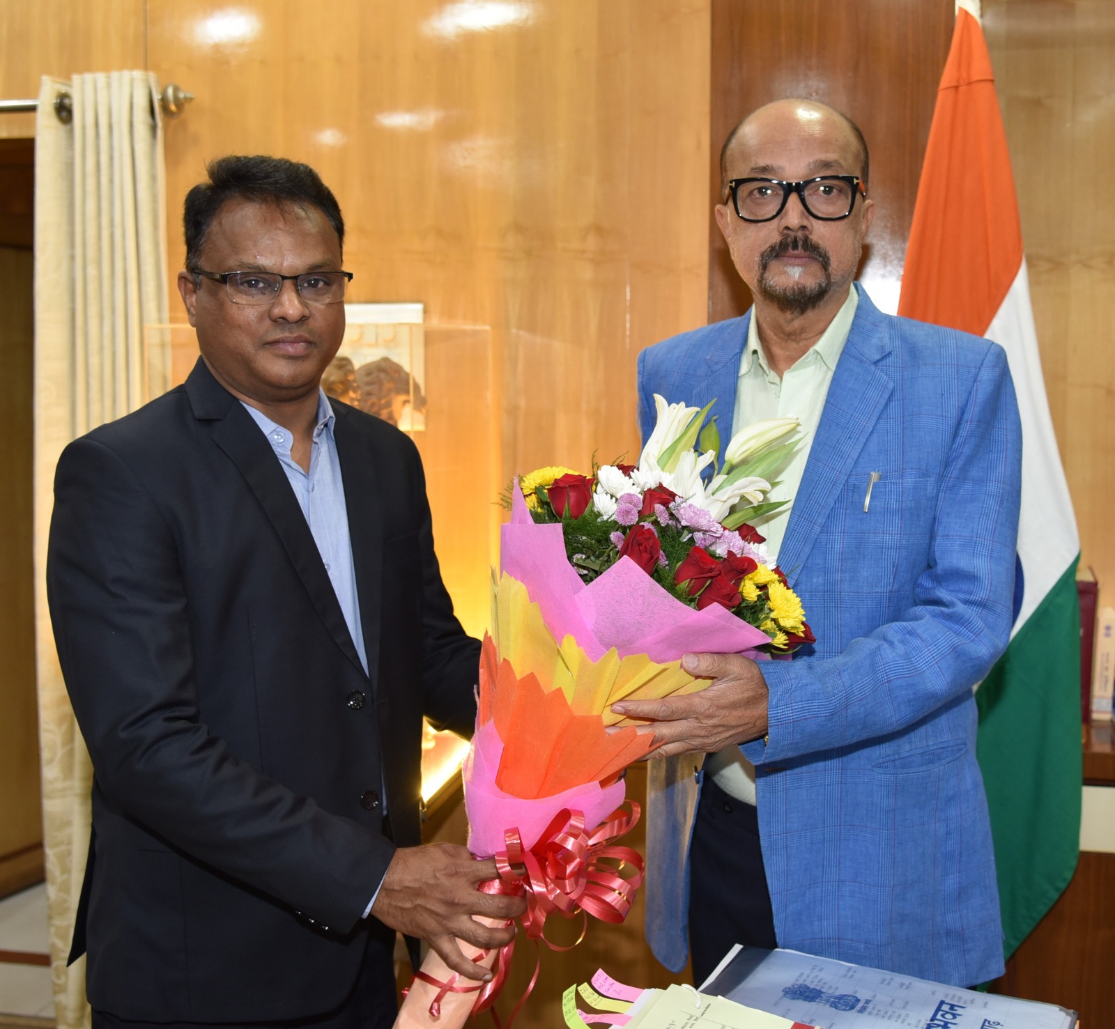 raipur, Newly appointed Secretary, Governor Deka