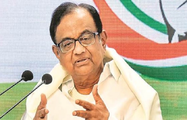 new delhi, Chidambaram, economy is sluggish 