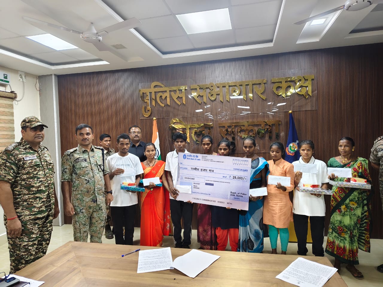 sukma, Nine Naxalites , surrendered 