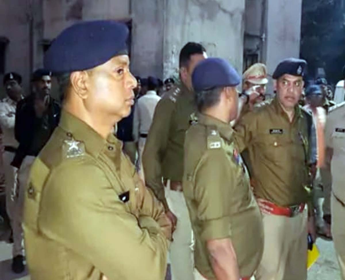 durg,Police raid , Parijata Colony  