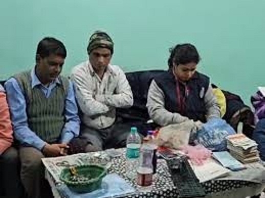 shivpuri,EOW raided,government teacher