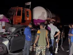 dhar, Road accident  , seven killed
