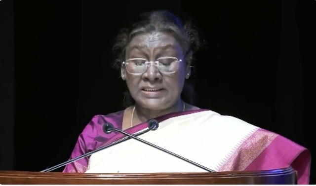 new delhi,   festival of colours, President