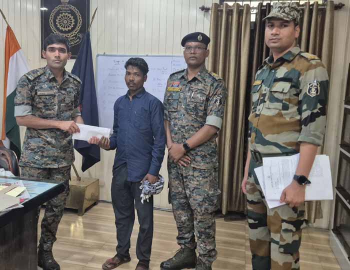 kondagaon, Naxalite , surrendered in Chhattisgarh