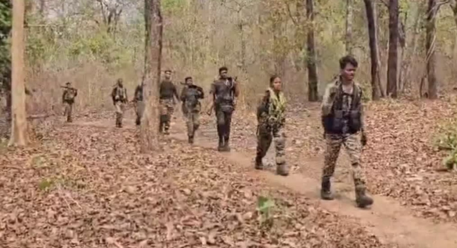 bokaro, Eight Naxalites killed , police encounter 