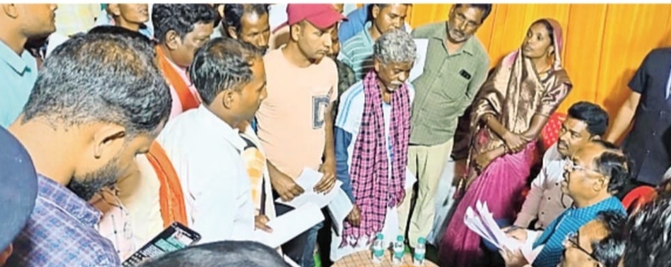 balrampur, Villagers facing, approached the minister