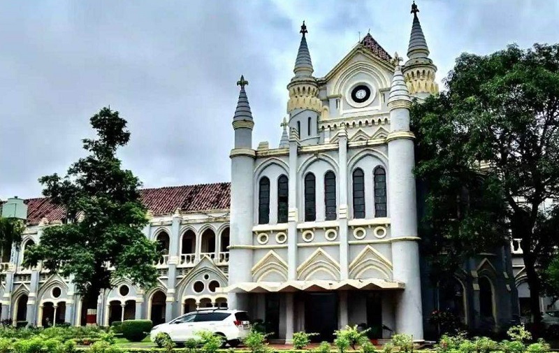 bhopal, Madhya Pradesh High Court ,expressed displeasure 