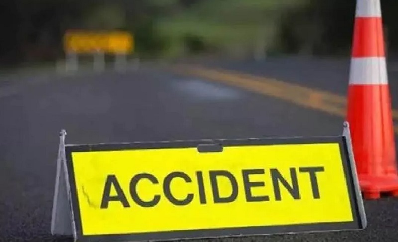 shivpuri,  bus full of passengers , overturned