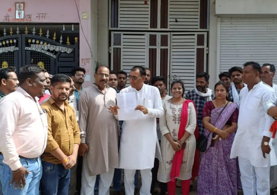 rajgarh, Outsourced employees , state minister