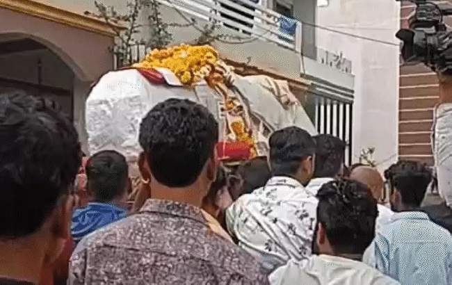 indore,  body of a youth, Meghalaya