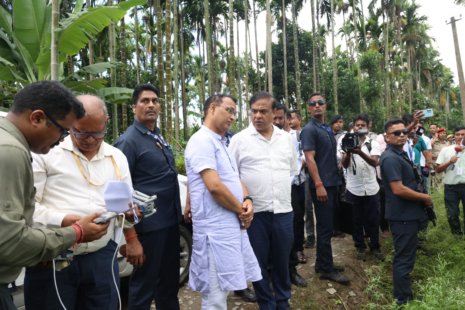 asam, Rahul Gandhi , Dr. Himanta Biswa Sarma