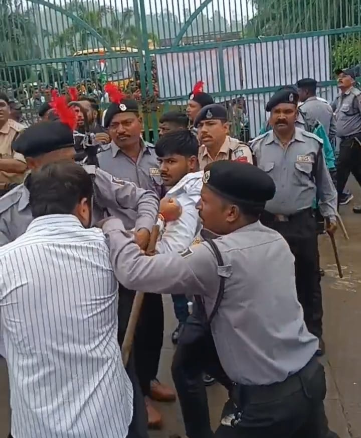 anuppur, Attack on ABVP ,Amarkantak University