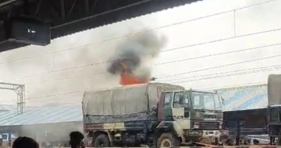 ujjain, Army truck ,train bogie 