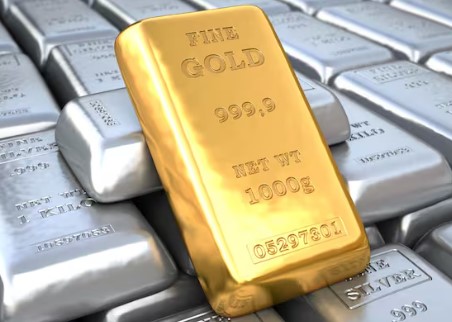 new delhi, Gold and silver ,reach new peaks