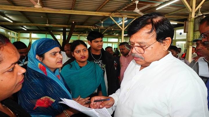 gwalior, Every needy person , Energy Minister Tomar