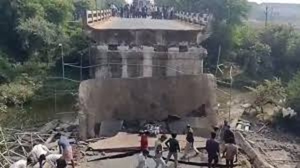 raisen,Major accident , Bareilly of Raisen  
