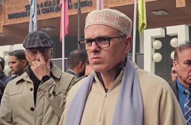 Nitish Kumar,faces criticism,hijab controversy,Omar Abdullah,demands an apology