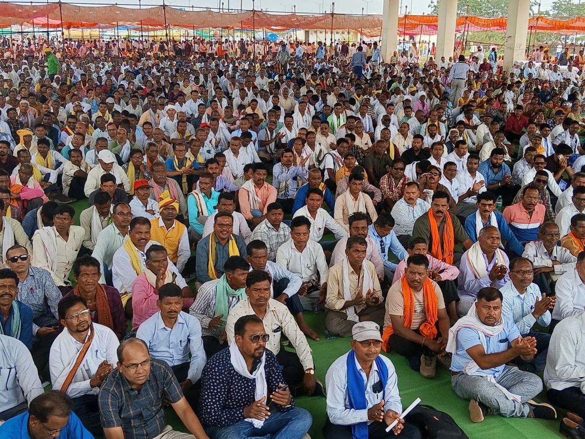 Raipur ,  Government employees ,  Chhattisgarh , strike; government work , affected
