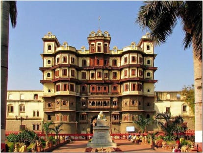 Deaths,contaminated drinking water,affected Indore
