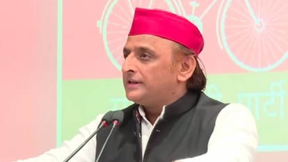Lal Baradari controversy,Akhilesh Yadav supports student leaders