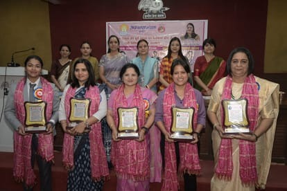 Abhyas Mandal honored women power, special program held on Women