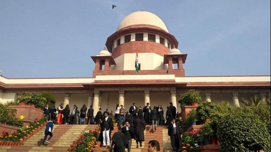 Dehli , Supreme Court , 7 election observers , hostage, West Bengal
