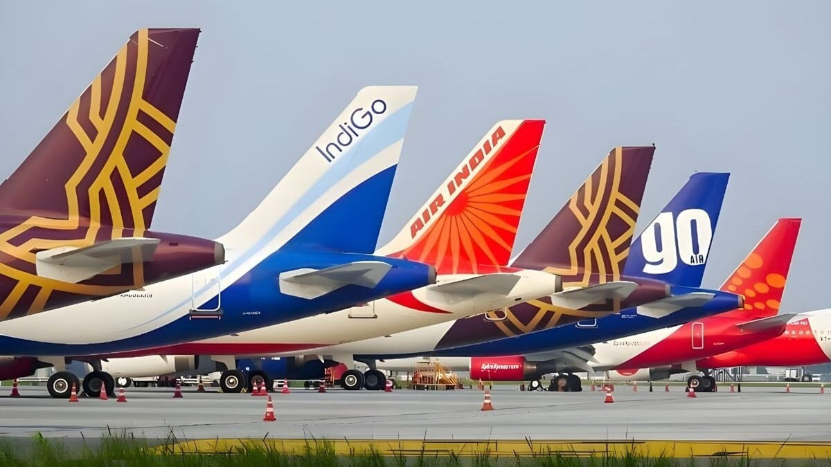New Dehli ,Government bans,  60% free seat,  selection on flights