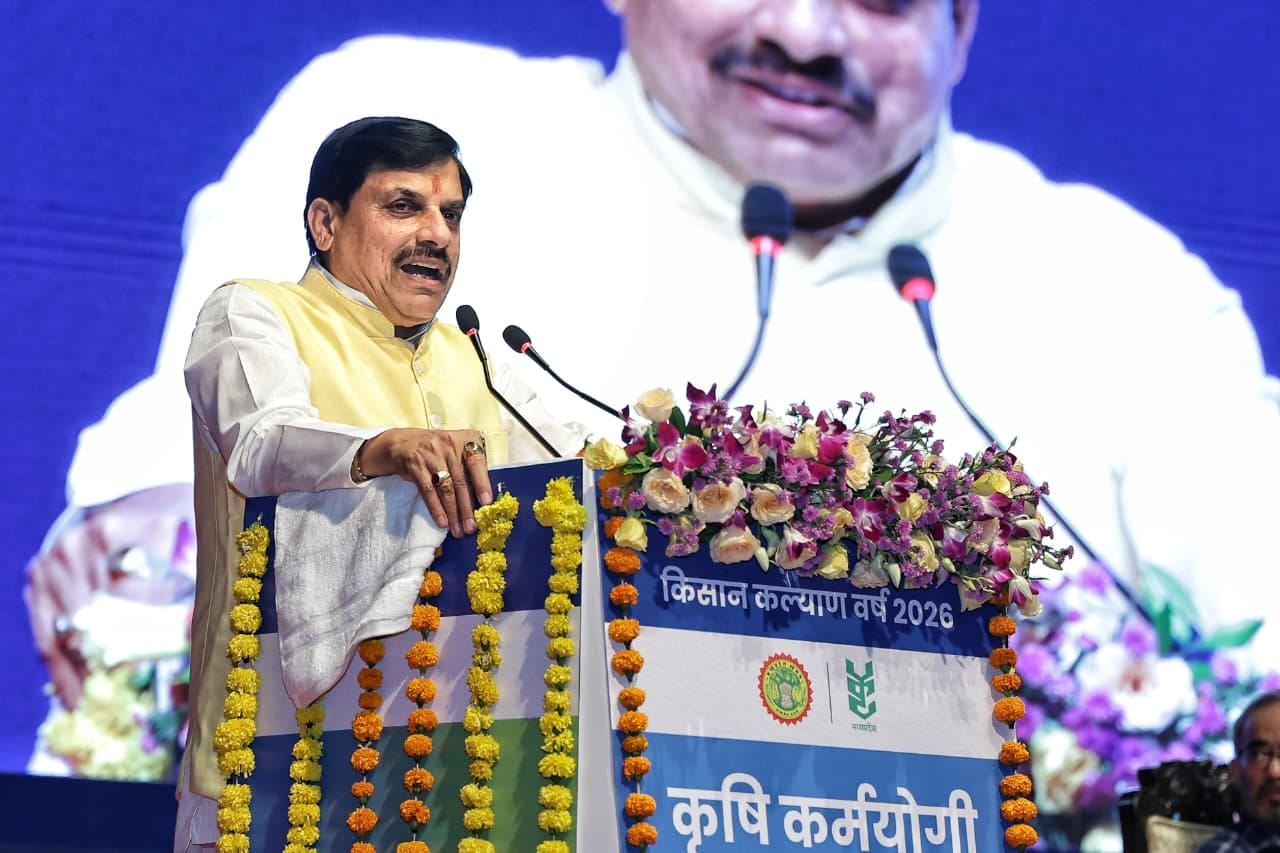 bhopal , New initiative , farmer welfare, CM launches helpline and dashboard