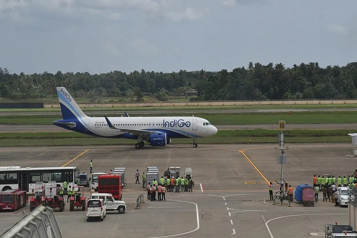 IndiGo flight ,  emergency landing ,t Raipur airport