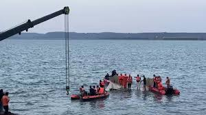 Cruise ship accident , Jabalpur , Bargi Dam: rescue operation underway