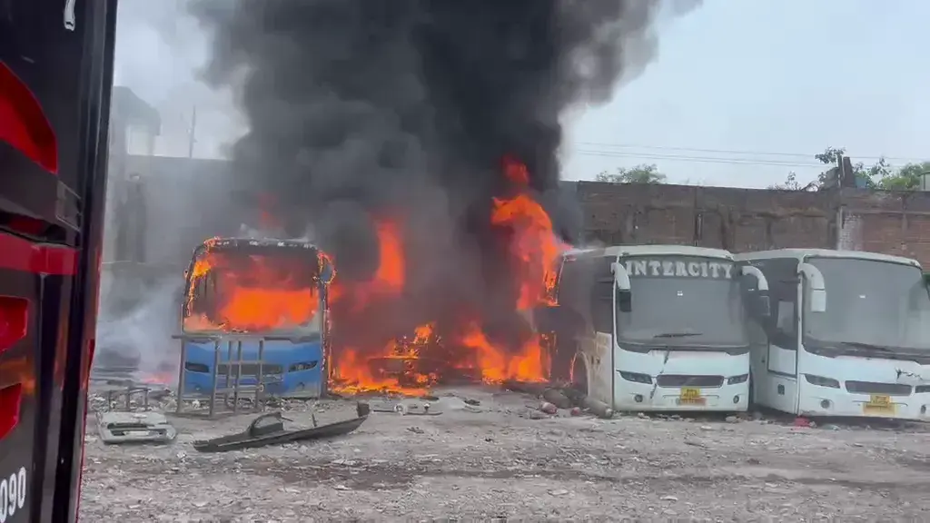 Massive fire, Indore ,parking lot, accident ,during welding, 5 buses, burnt ashes