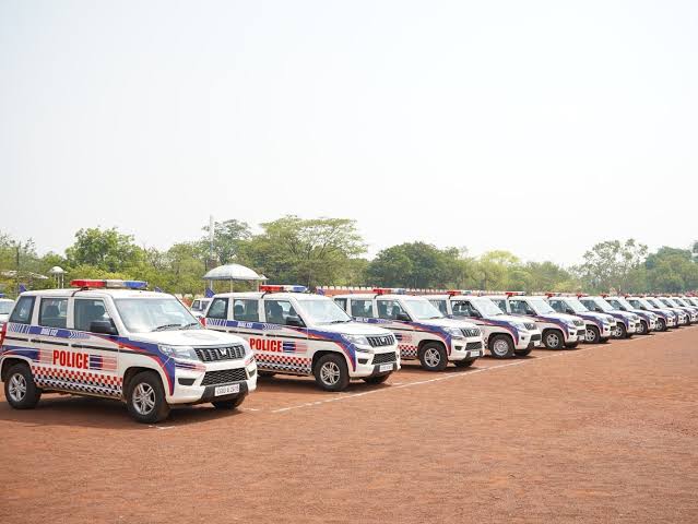Dial 112 constable , Raipur; suspended , report, accident.