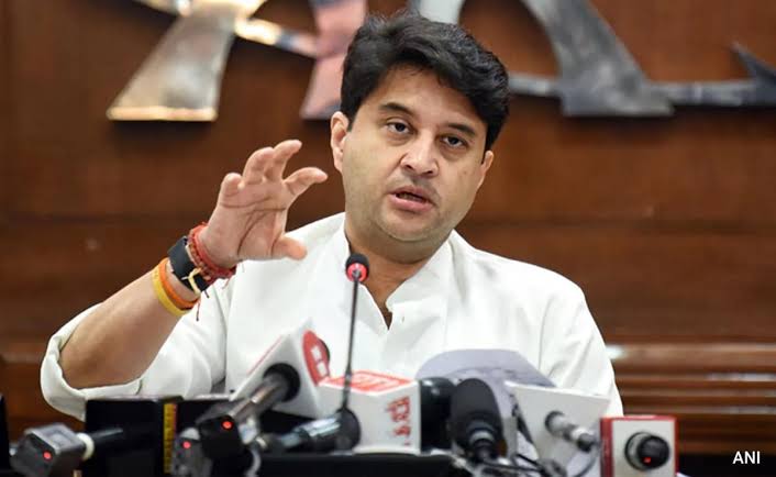 Internal infighting,  BJP , Scindia