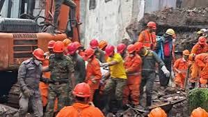 Four-storey building collapses , Bhiwandi, feared trapped 