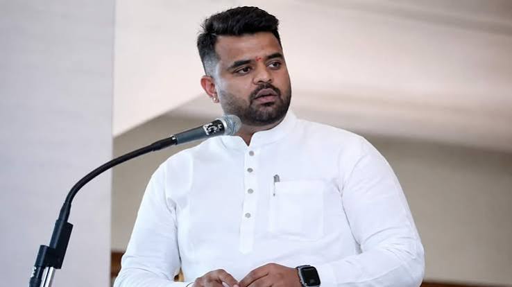 obscene videos found , Prajwal Revanna, phone , jail