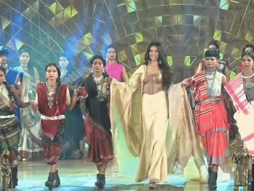 Naxalite walks  ramp Kosa saree, skills.
