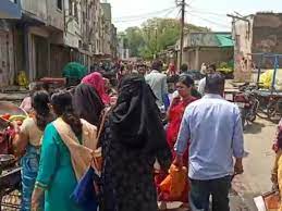 Khargone ,Violence,Curfew relaxed 